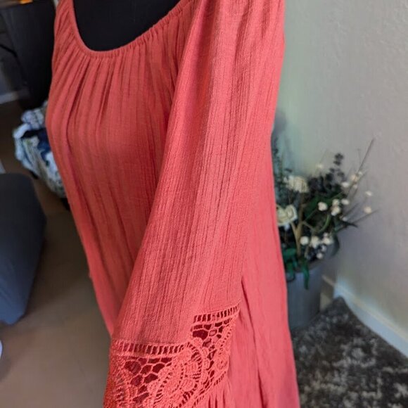 Indigo Rose Dress - Size 3X-, Shift Style, 3/4 Sleeve, Ruffle Detail,Knee Length - Picture 3 of 7